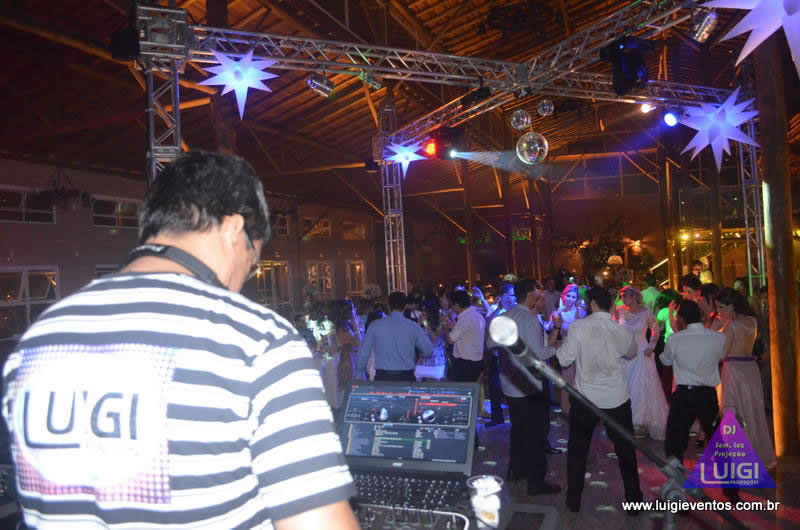 Fotos de Eventos como Casamentos, Anivers&aacute;rios, Corporativo com DJ
